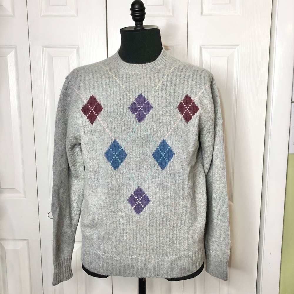Vintage Hunting Horn Intarsia 💯% Shetland wool argyle crew neck sweater